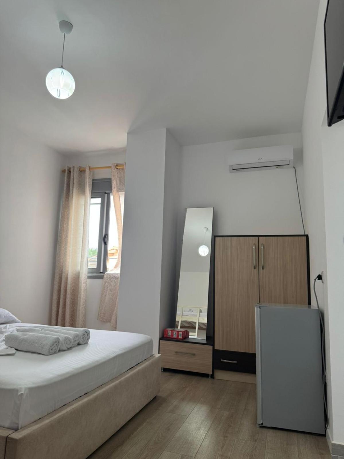 Vila Brilant Vlorë Exterior foto